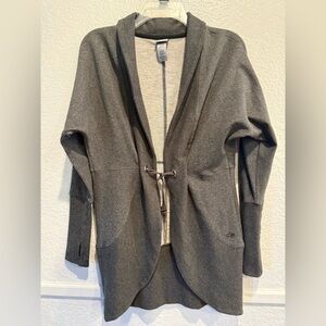 Champion cardigan Sweater Size XS Gray Open Front Cardigan
Stretch Finger Holes